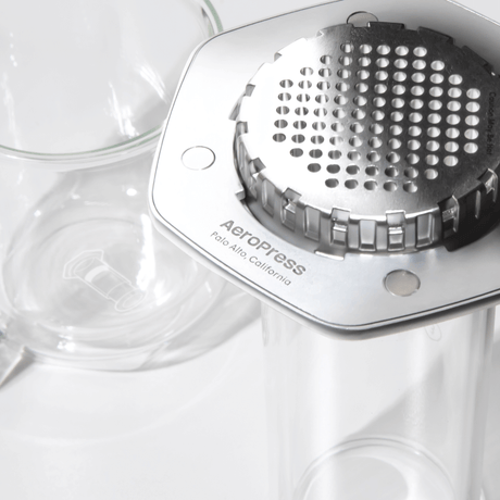 Silver AeroPress Premium coffee maker on a white background #color_silver